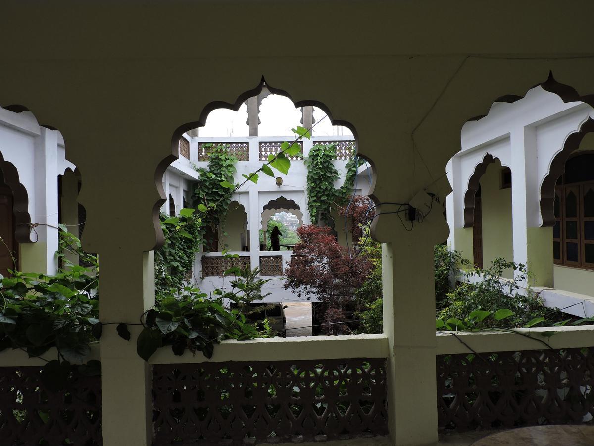 Radhika Palace Hotel Pushkar Buitenkant foto